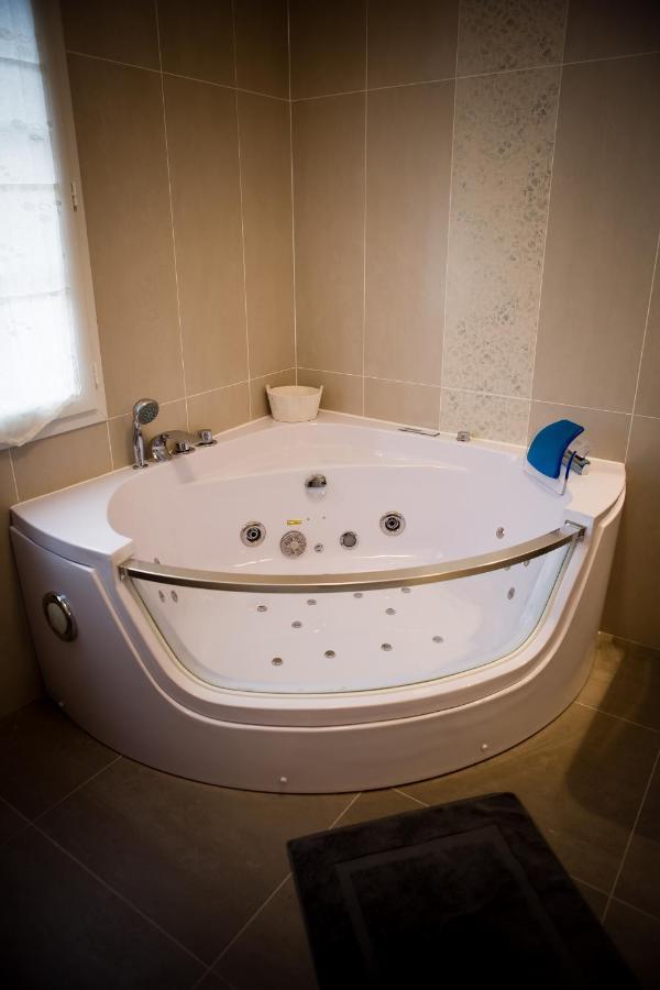 Chateau De La Moriniere Holiday home *
